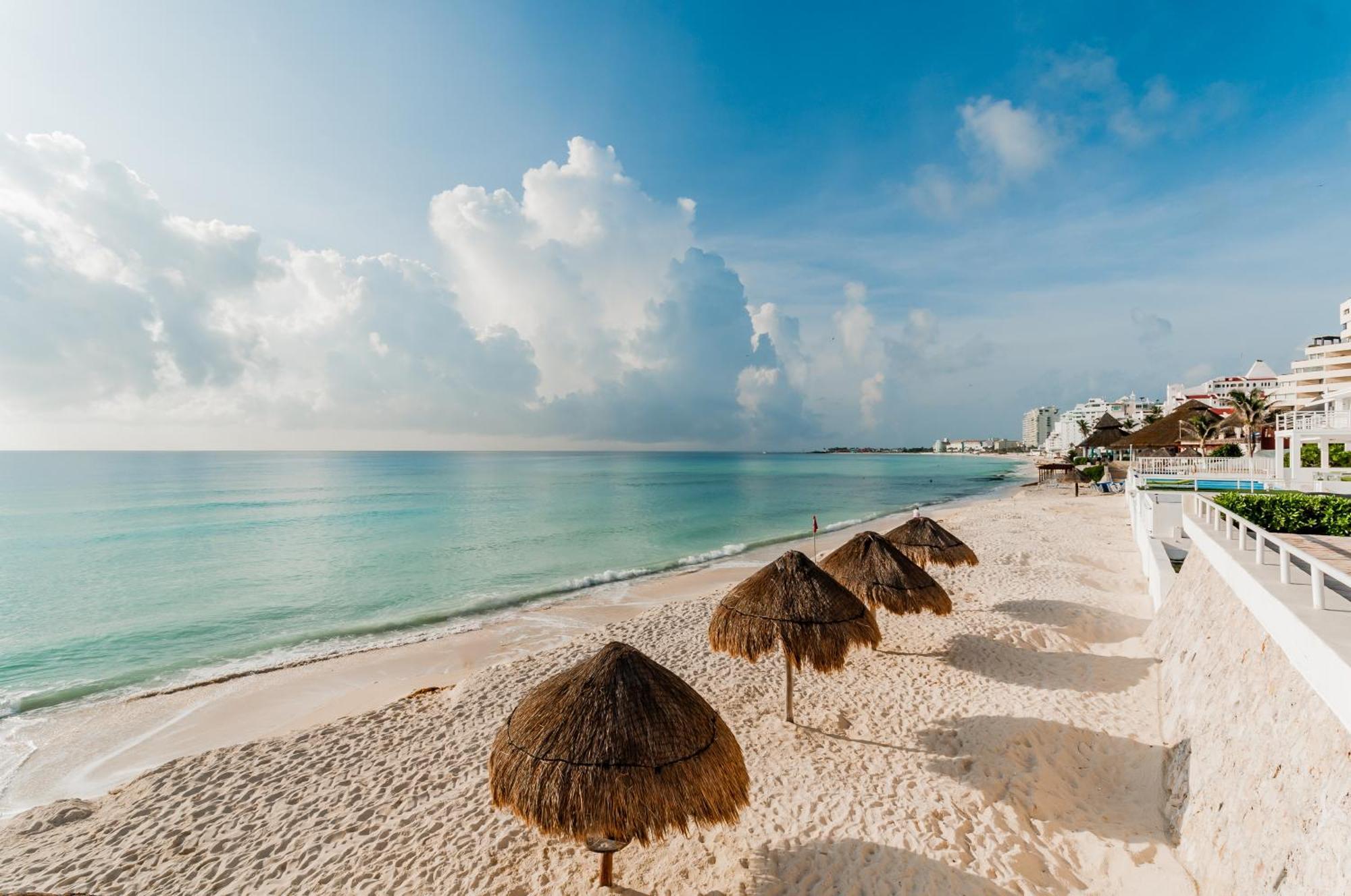 Brisas Beachfront Penthouses Cancun Luaran gambar